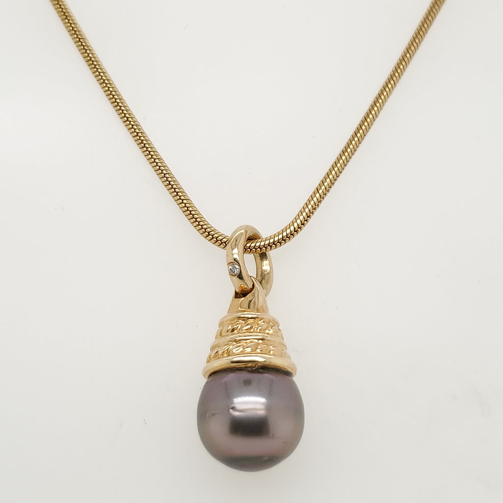 14kt Yellow Gold Tahitian Pearl and Diamond Pendant Necklace