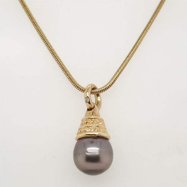 14kt Yellow Gold Tahitian Pearl and Diamond Pendant Necklace