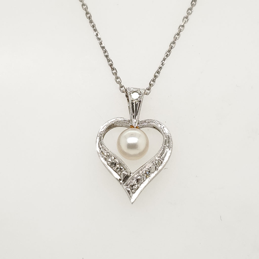 Vintage 14Kt White Gold Pearl And Diamond Heart Pendant