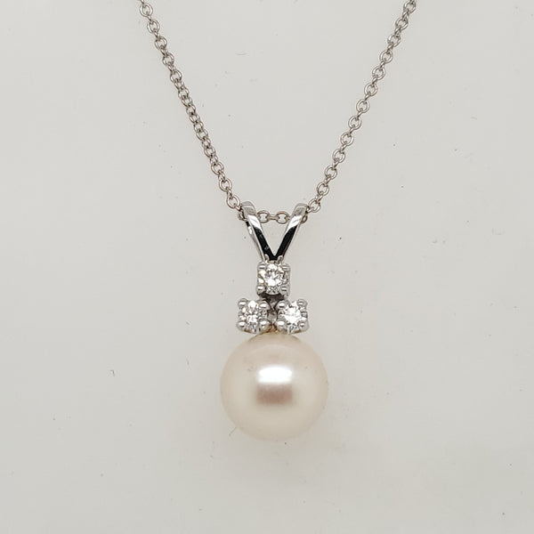 Vintage 14Kt White Gold Pearl And Diamond Pendant