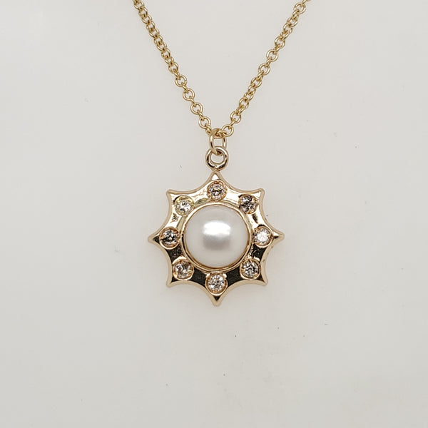 14kt Yellow Gold Pearl and Diamond Pendant Necklace