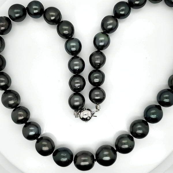 Graduated 18"" Long Black Tahitian Pearl Necklace