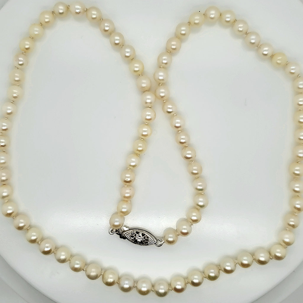 20"" Cultured Akoya Pearl Strand