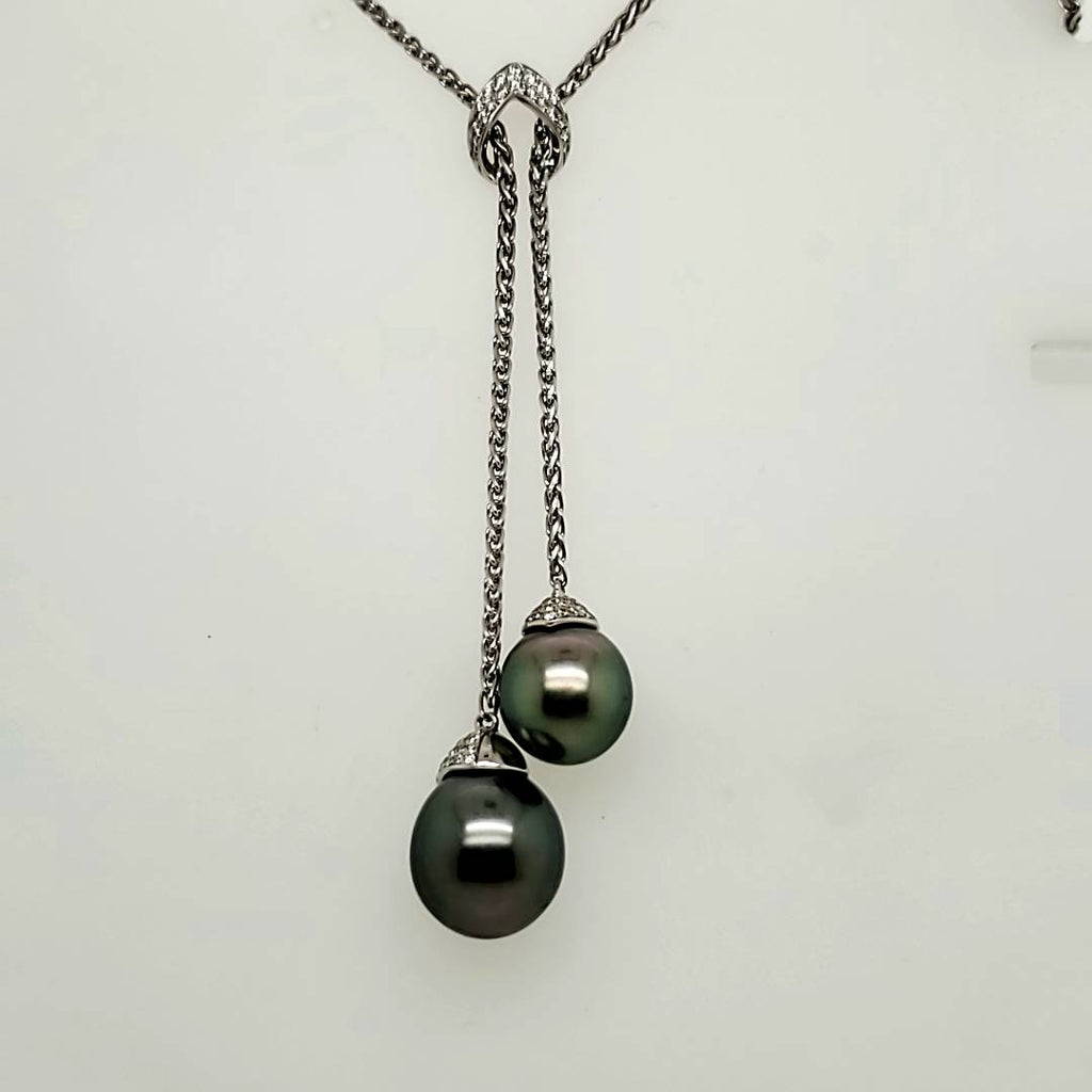 18Kt White Gold And Diamond Tahitian Pearl  Necklace