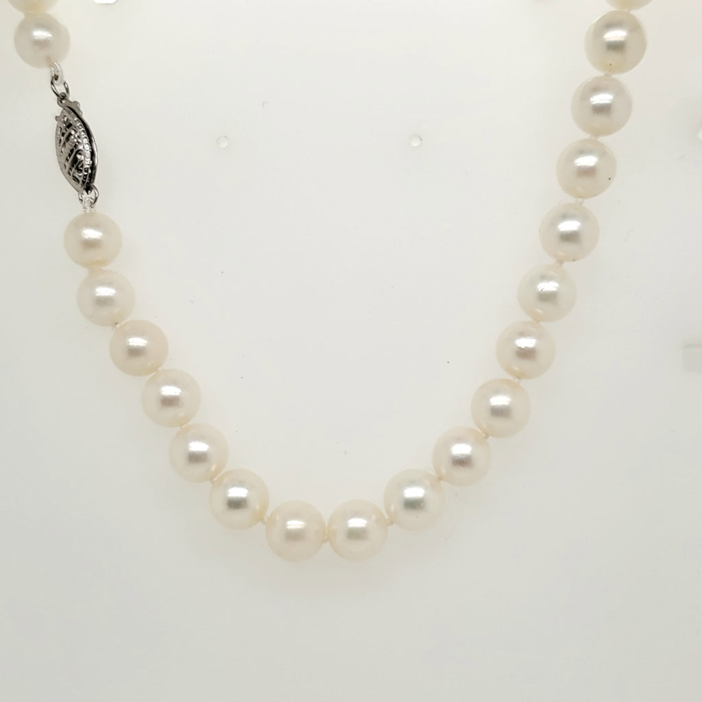 18"" Strand Cultured Akoya Pearl Necklace