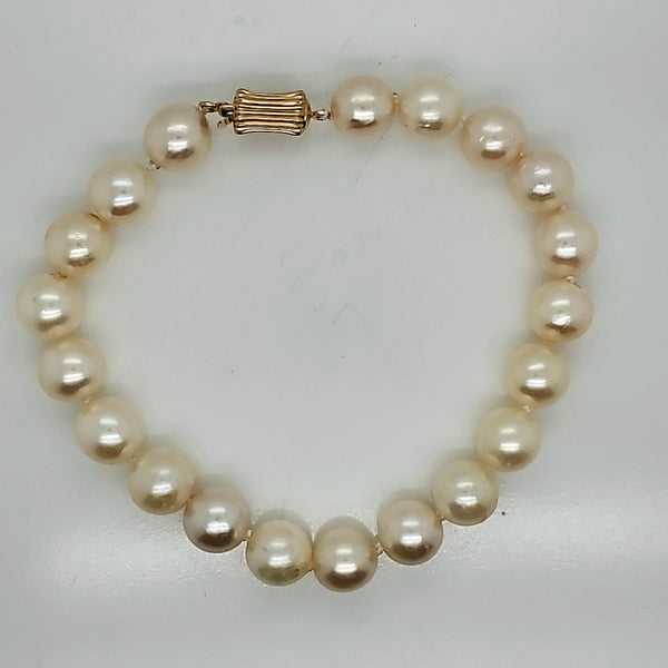 8.5X8mm Cultured Akoya Pearl Bracelet