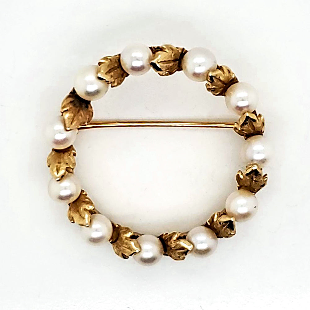 Vintage 14kt Yellow Gold Pearl Circle Brooch