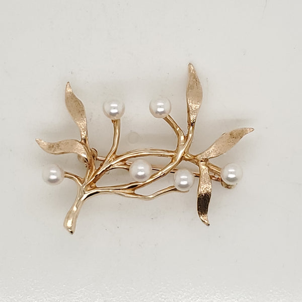 Vintage 14kt Yellow Gold and Pearl Brooch