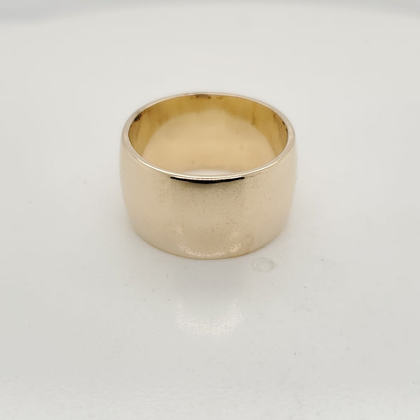 10.6mm Cigar Band in 14kt Yellow Gold