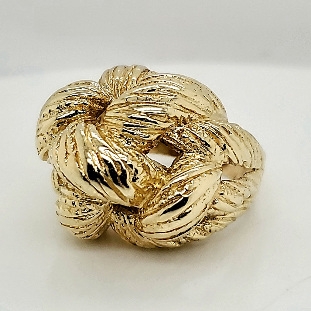 18kt Yellow Gold Love Knot Ring