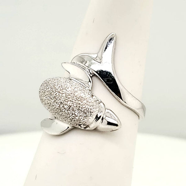 14Kt White Gold Dolphin Ring