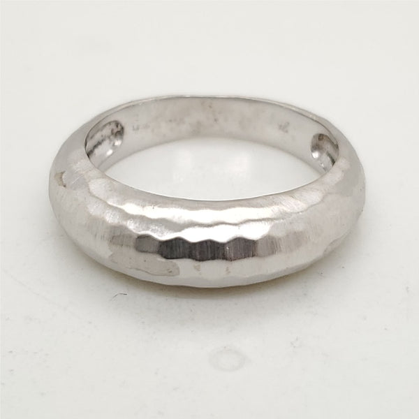 18kt Gold Hammered Band Style Ring