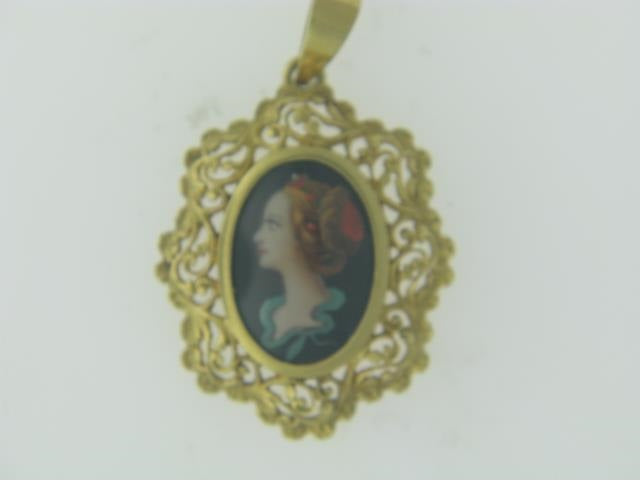 18Kt Gold Miniature Portrait Pendant