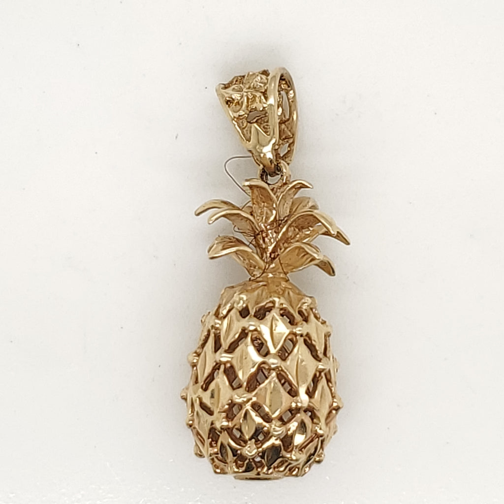 14kt Yellow Gold Pineapple Pendant