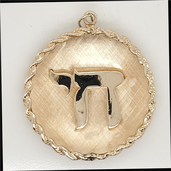 Vintage 14kt Yellow Gold Chai Pendant