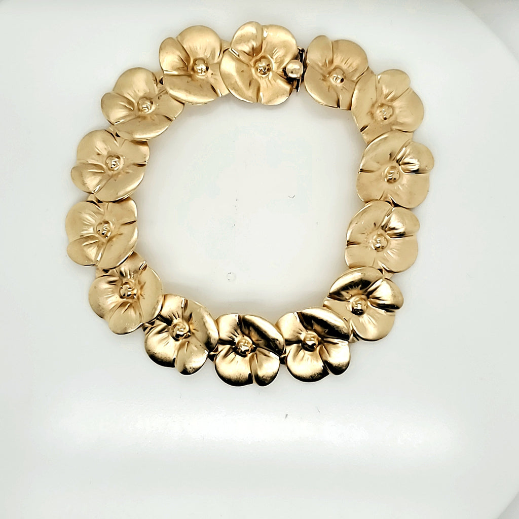 Vintage 14kt yellow gold flower motif bracelet