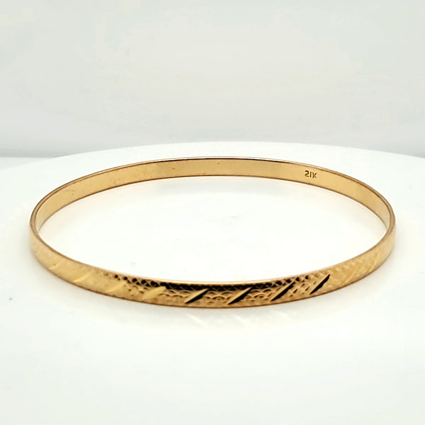 Vintage 21kt Yellow Gold Engraved Bangle Bracelet