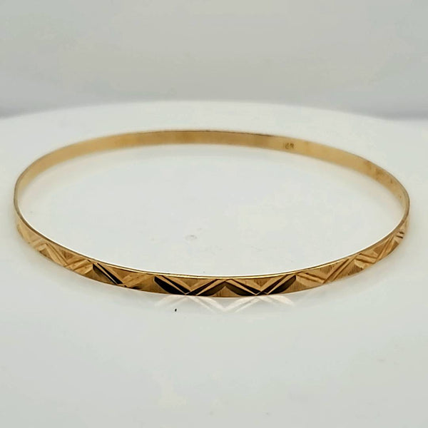 18kt Yellow Gold Engraved Bangle Bracelet