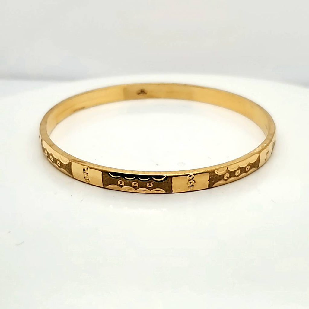 21kt Yellow Gold Bangle Bracelet