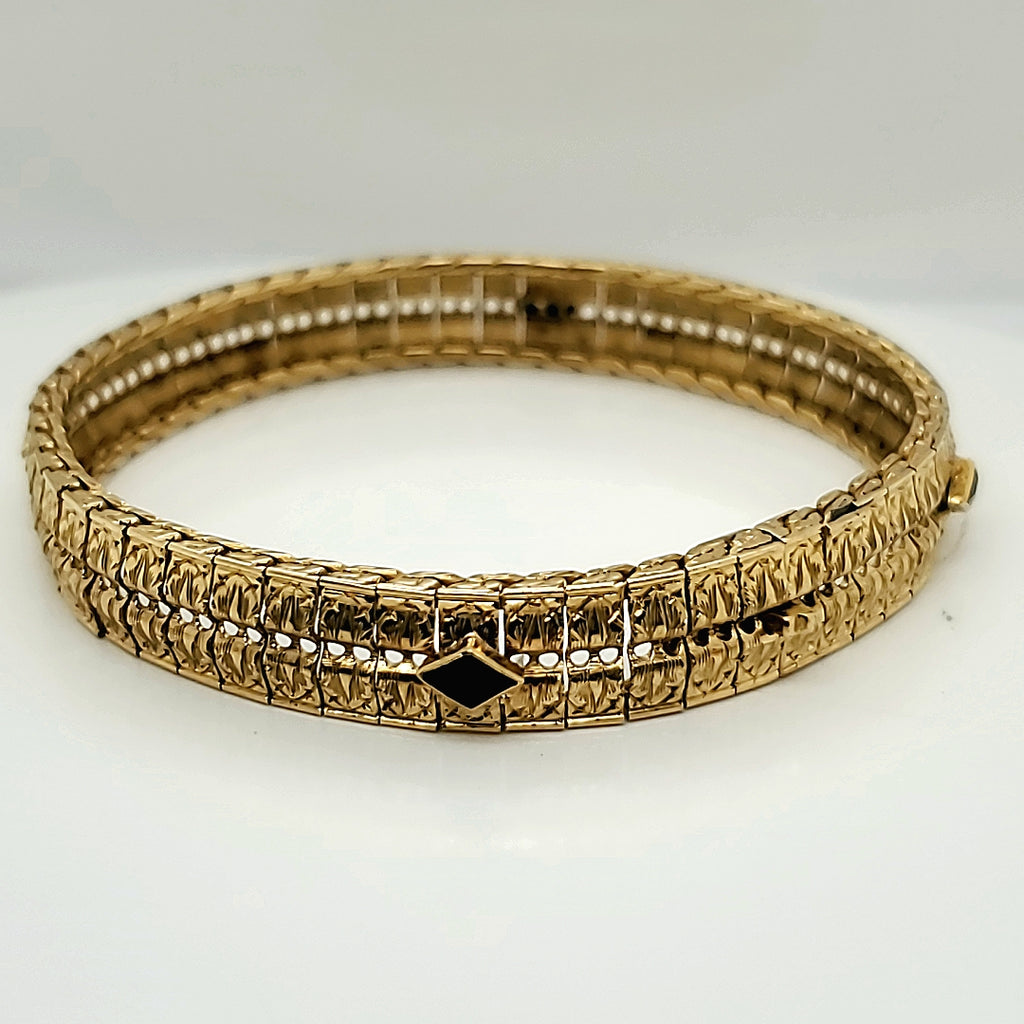 Antique Victorian 14Kt Yellow Gold Engraved Bracelet With Sapphires