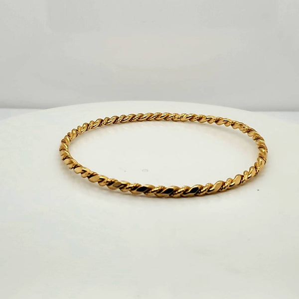 21kt yellow gold twist bangle