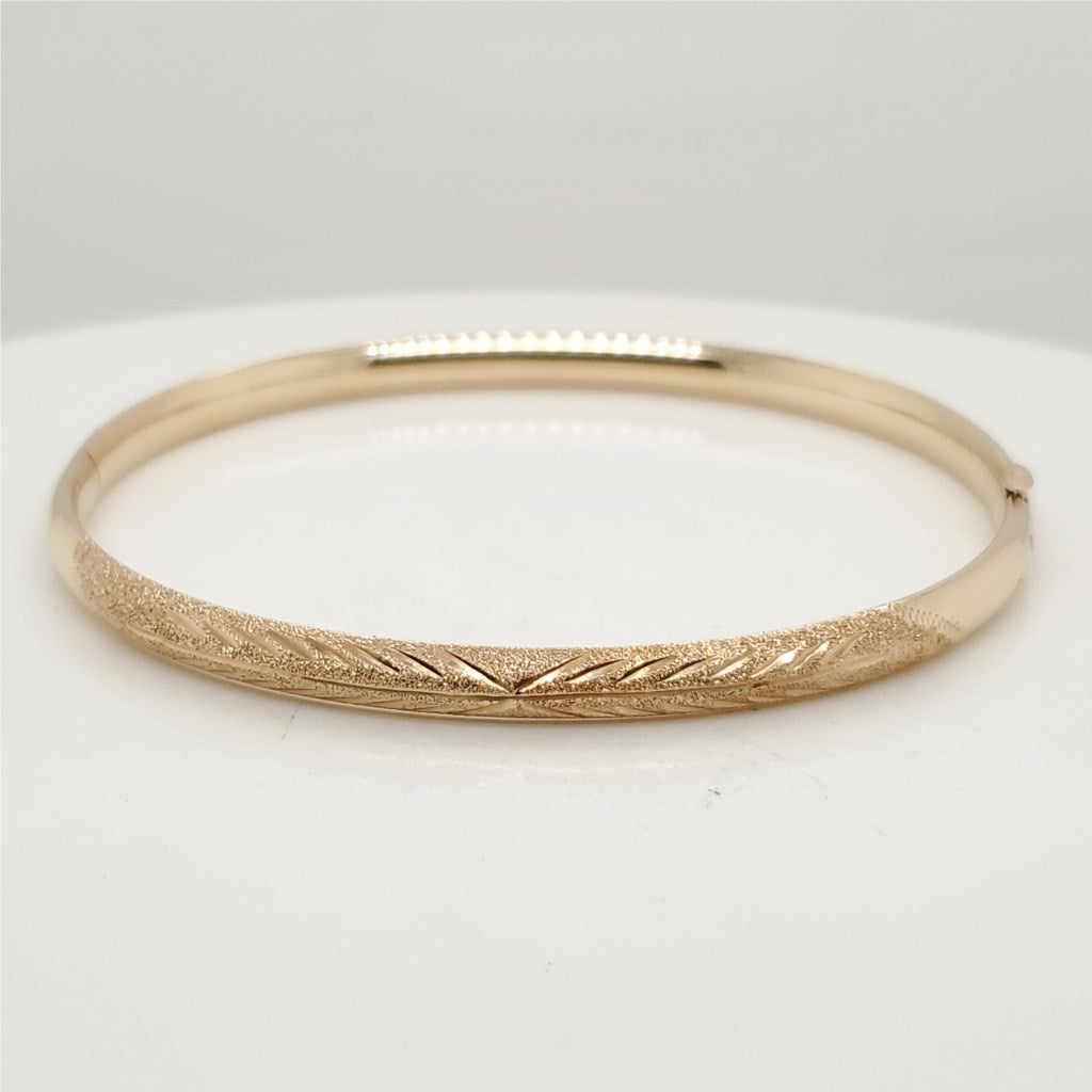 14Kt Yellow Gold Bangle Bracelet