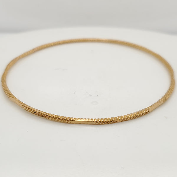 18kt Yellow Gold Engraved Bangle Bracelet