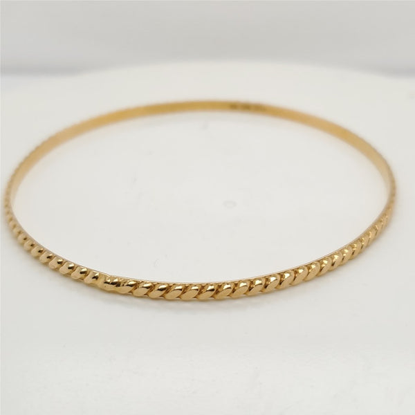 18kt Yellow Gold Engraved Bangle Bracelet