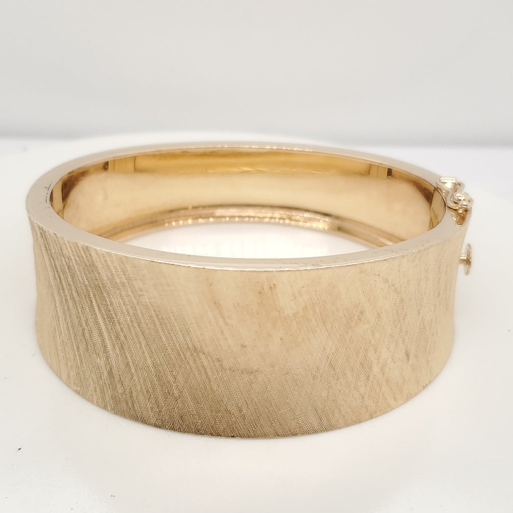 14Kt Yellow Gold Bangle Bracelet