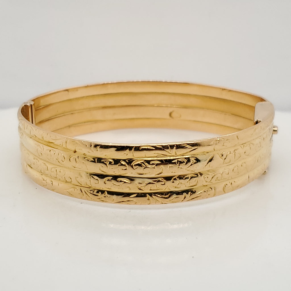 18kt Yellow Gold Hinged Bangle Bracelet
