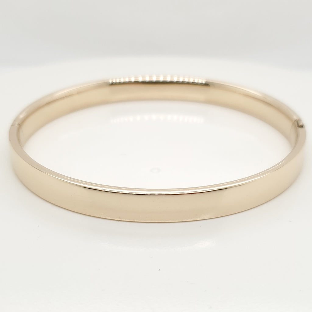 10Kt Yellow Gold Banlge Bracelet