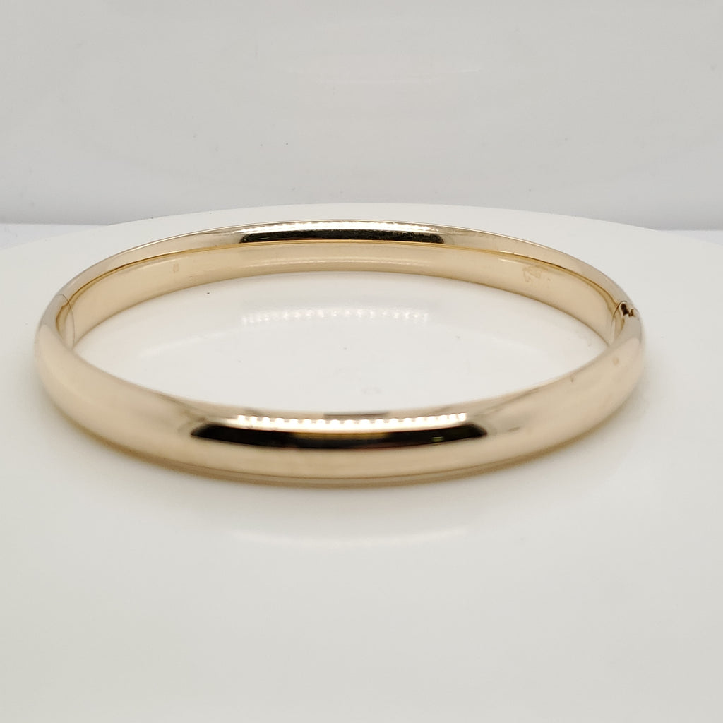 14kt Yellow Gold Bangle Bracelet
