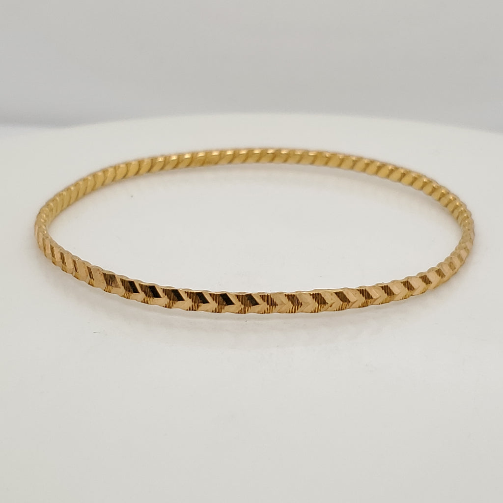 21kt Yellow Gold Hard Bangle Bracelet