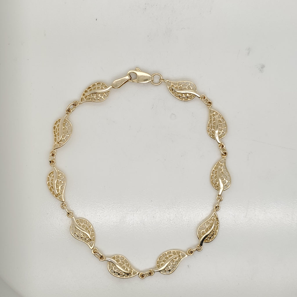 14kt Yellow Gold Leaf Link Bracelet