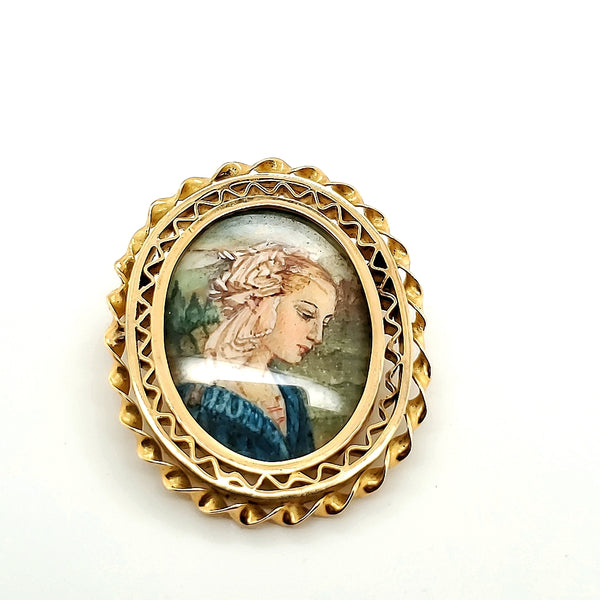 Vintage 18kt yellow gold picture brooch