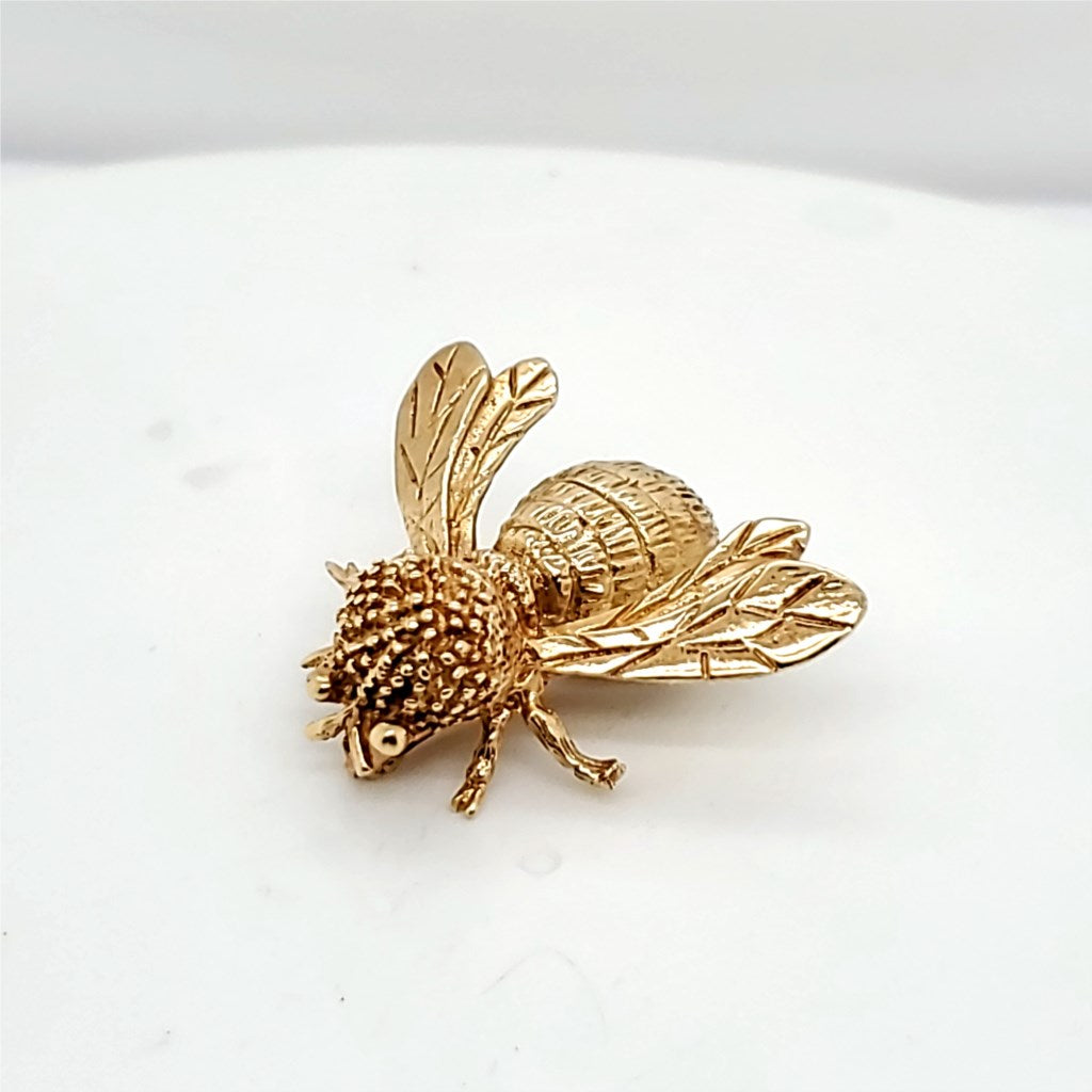 Vintage 14Kt Yellow Gold Bee Brooch