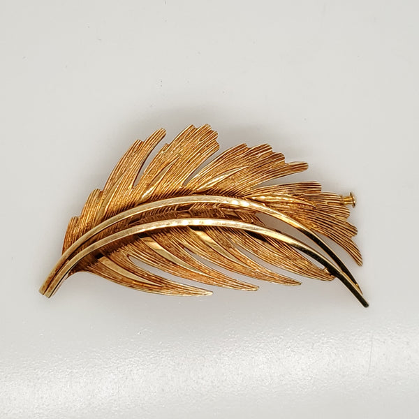 Vintage 18kt Yellow Gold Leaf Brooch