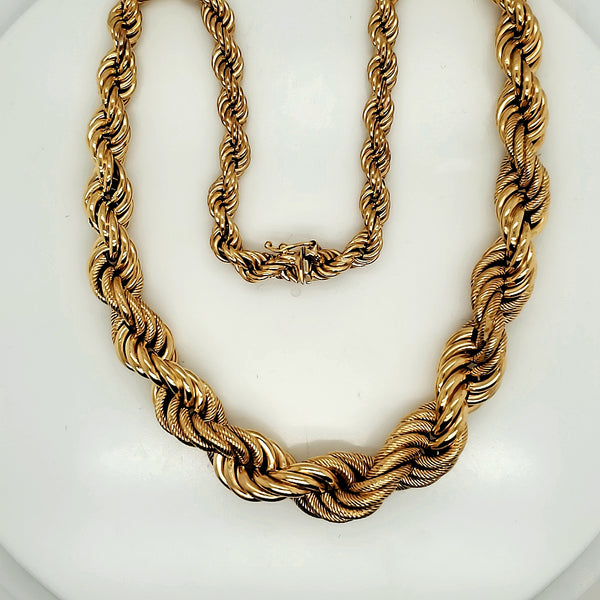 14kt Yellow Gold Tapered Necklace