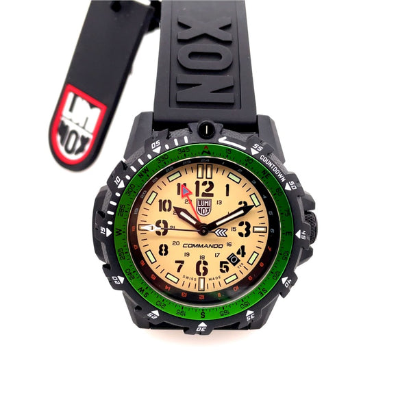 Luminox Commando Raider 3320 Series Sand Matt Dial Blk Hands Green Bezel Quartz Movement Carbonox Case