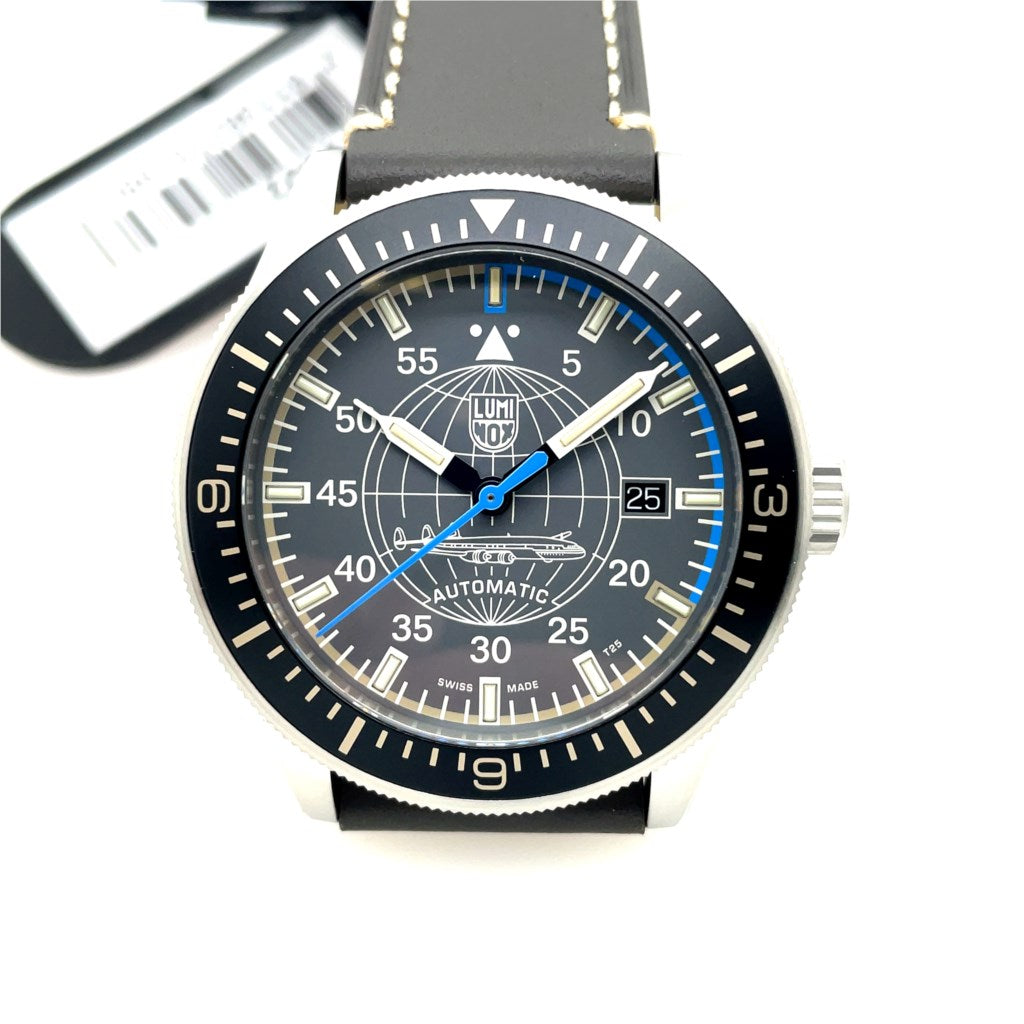 Luminox Auto Constellation Series 9600 42Mm Watch Grey Dial On Grey Leather Strap Sapphire Crystal Xa.9602