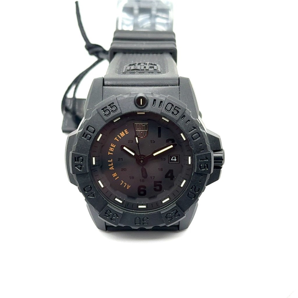 Luminox 45 Mm Navy Seal Black Out Limited Edition 