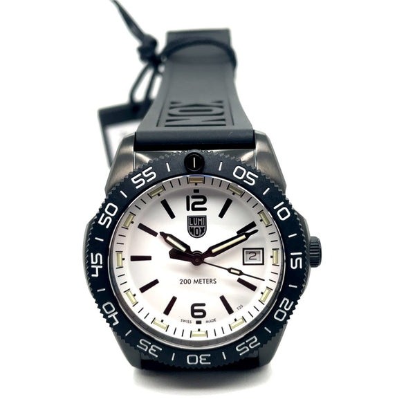 Luminox Pacific Diver Ripple Collection 39mm Watch