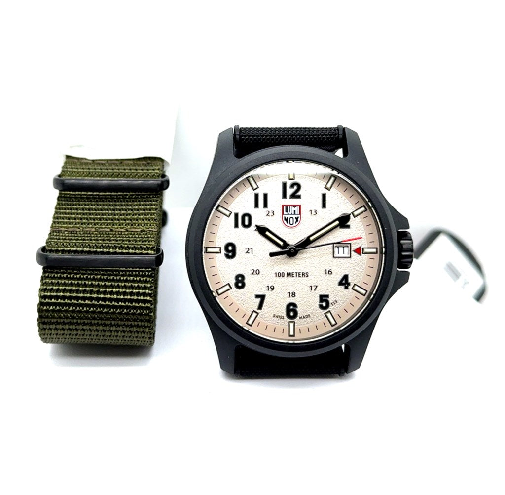 Luminox Atacoma 43mm Sand Color Dial With Two Interchangable Band Gift Set