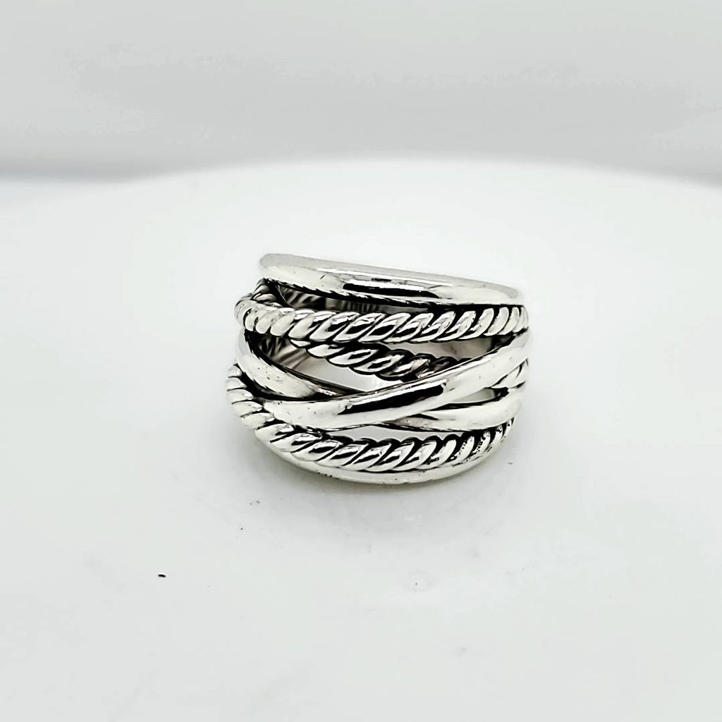 Pre-Owned David Yurman Sterling Silver 17mm Crossover Band